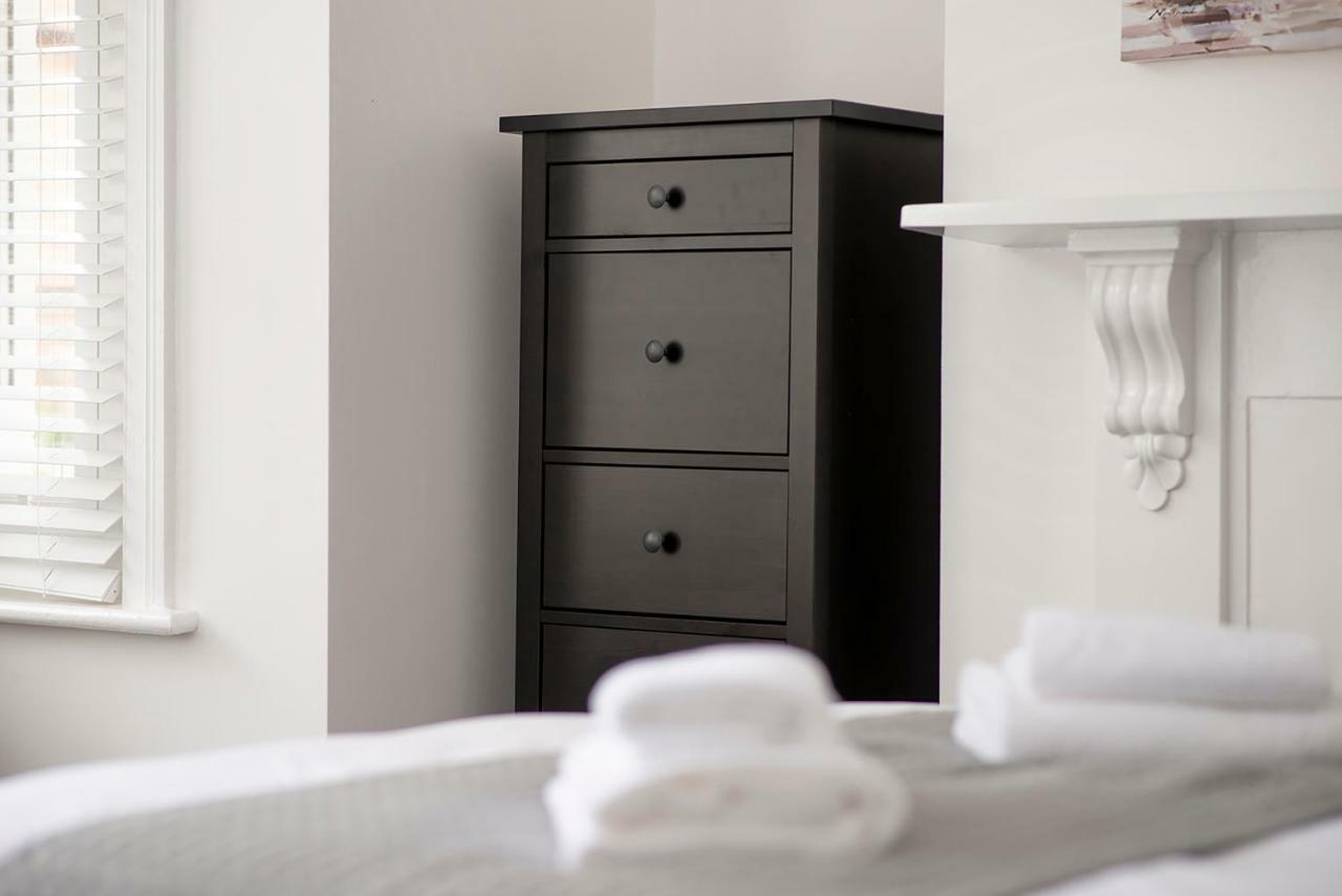 Flat A - Spacious Ground Floor, 1 Bedroom Apartment In Central Southsea, Portsmouth Exteriör bild
