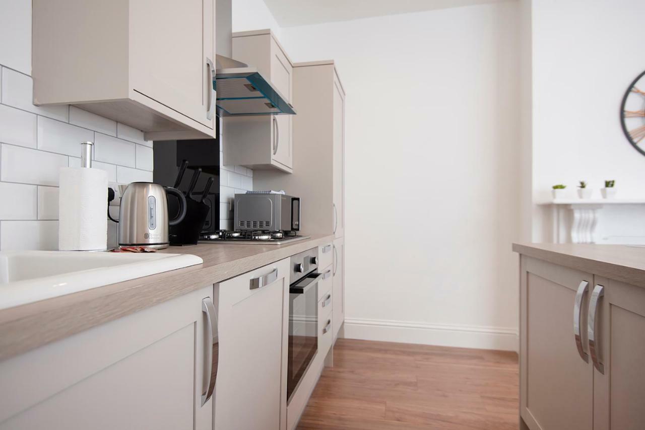 Flat A - Spacious Ground Floor, 1 Bedroom Apartment In Central Southsea, Portsmouth Exteriör bild